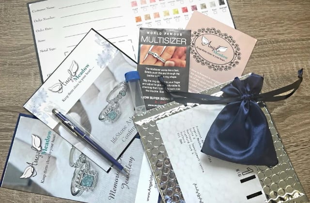 Cremation Ashes memorial Jewellery Kit.